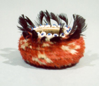 Pomo%20artist%2C%20%3Cb%3E%3Ci%3E%20Gift%20Basket%3C%2Fi%3E%3C%2Fb%3E%2C%20ca.%201900%2C%20willow%2C%20sedge%20root%2C%20woodpecker%20feathers%2C%20meadowlark%20feathers%2C%20quail%20feathers%2C%20clamshell%20beads%2C%20and%20glass%20beads%2C%20Museum%20Purchase%3A%20Caroline%20Ladd%20Pratt%20Fund%2C%20no%20known%20copyright%20restrictions%2C%2051.206
